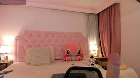 Vale Toro  online show from 11-15-25, 11:07