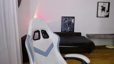 Valentina online show from 10-15-25, 05:24