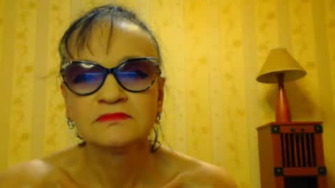 Snapshot of valenttijm3851 chatting on 02-20-25, 09:44 valentijm online show from 02-20-25, 09:44