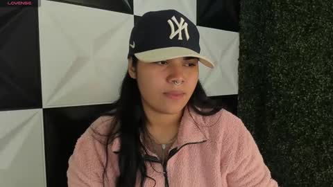 valeri_harpers4 online show from 11-30-25, 12:58