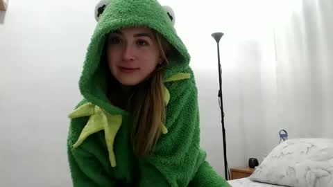   online show from 11-12-25, 02:34