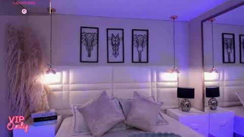 valeria_carter_ online show from 02-04-26, 03:23