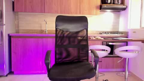 Valeria lewiis joness online show from 02-23-25, 02:57