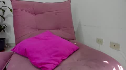 valeria_miller69 online show from 09-13-25, 01:44