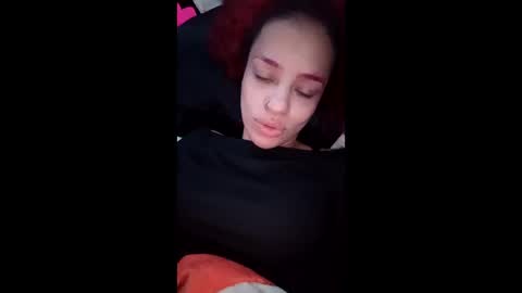 valeria_rios22 online show from 04-19-26, 08:02