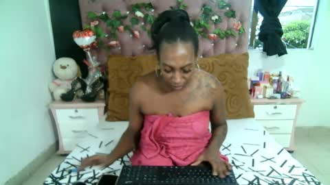 La valerie26 online show from 09-18-25, 10:34