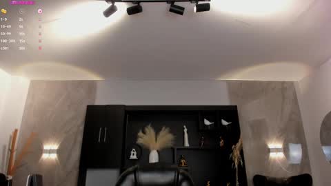 Vale  online show from 03-08-25, 03:02