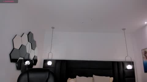 Vale  online show from 11-19-25, 12:05