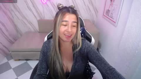 Snapshot of valerie_b chatting on 02-18-25, 03:10 valerie_b online show from 02-18-25, 03:10