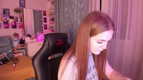 Snapshot of valerie_cutee chatting on 10-08-25, 05:32 Lera online show from 10-08-25, 05:32
