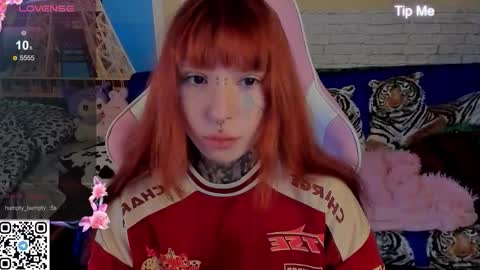 Snapshot of valerie_dolls chatting on 10-14-25, 01:56 Valerie online show from 10-14-25, 01:56