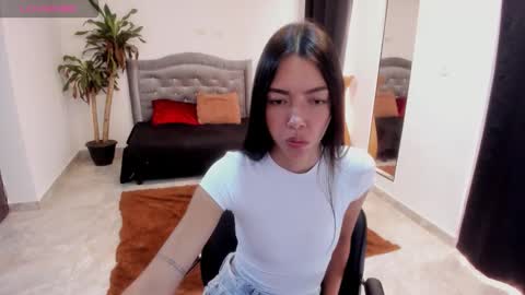 Valerie fox online show from 01-16-26, 02:54