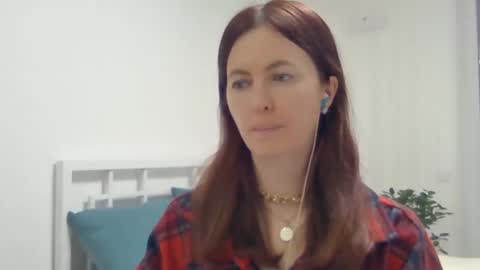 Snapshot of valerie_rose777 chatting on 02-16-25, 09:59 valerie_rose777 online show from 02-16-25, 09:59