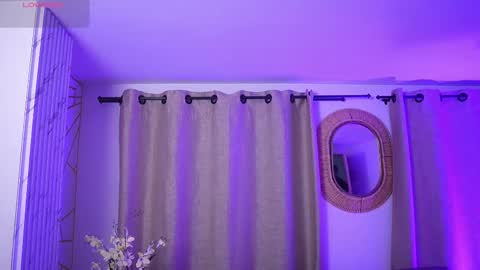 Snapshot of valeriebony chatting on 11-04-25, 04:00 Valerie Style3 online show from 11-04-25, 04:00