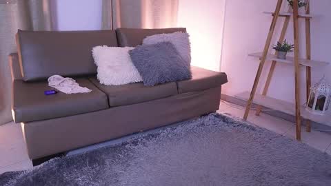 Snapshot of valeriebony chatting on 11-07-25, 04:23 Valerie Style3 online show from 11-07-25, 04:23