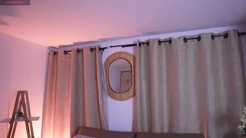 Snapshot of valeriebony chatting on 11-17-25, 03:56 Valerie Style3 online show from 11-17-25, 03:56