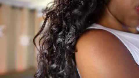 Snapshot of valeriebony chatting on 12-04-25, 04:00 Valerie Style3 online show from 12-04-25, 04:00