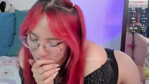 Valerie  Ig valerieflorez  online show from 01-02-25, 09:28