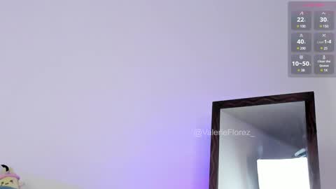 Valerie  Ig valerieflorez  online show from 01-31-25, 08:43