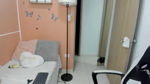 Juli C online show from 12-02-24, 12:41