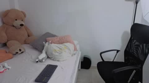 Juli C online show from 09-17-25, 12:12