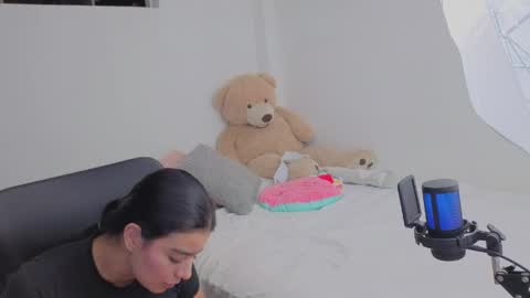 Juli C online show from 04-16-26, 01:39