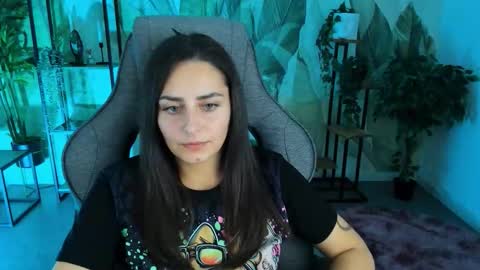 Valerie online show from 10-13-25, 04:18