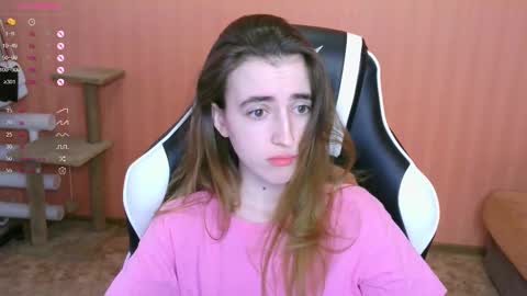 Snapshot of valeritiio chatting on 02-23-25, 05:56 valeritiio online show from 02-23-25, 05:56