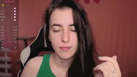 Snapshot of valeritiio chatting on 09-24-25, 02:48 valeritiio online show from 09-24-25, 02:48