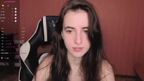 Snapshot of valeritiio chatting on 10-10-25, 04:00 valeritiio online show from 10-10-25, 04:00