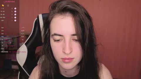 Snapshot of valeritiio chatting on 10-16-25, 03:18 valeritiio online show from 10-16-25, 03:18