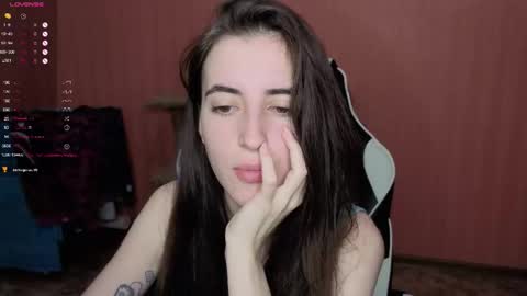 valeritiio online show from 11-21-25, 04:33