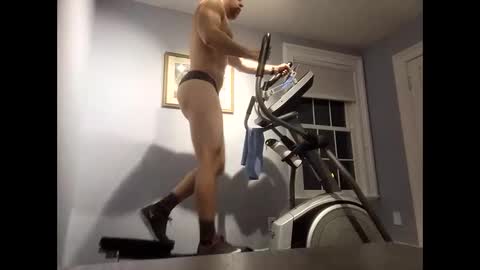 athletic ass muscles underwear smooth cock online show from 12-19-24, 10:21