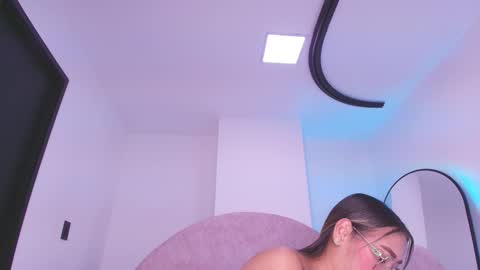 Valeryn online show from 01-16-26, 03:10