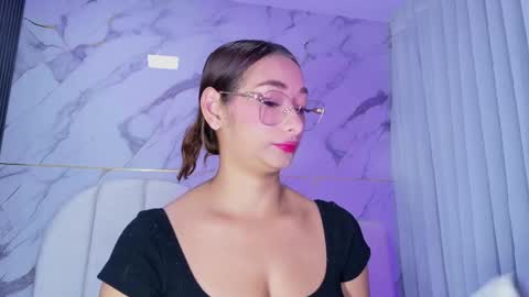 Valeryn online show from 05-27-26, 03:03
