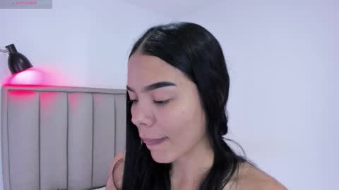 Cris  online show from 12-04-25, 04:48