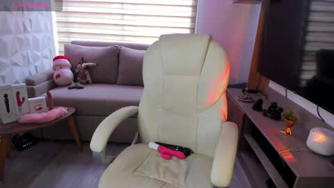 Valery se online show from 12-19-25, 02:13