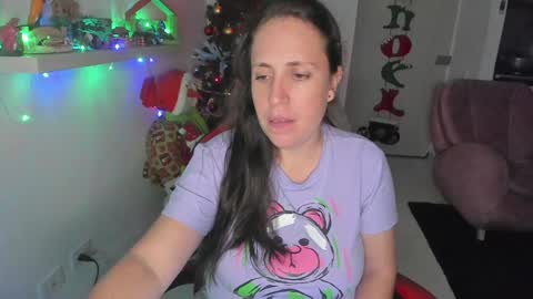 Snapshot of valery_adams1 chatting on 01-05-25, 03:43 Valery adams1 online show from 01-05-25, 03:43