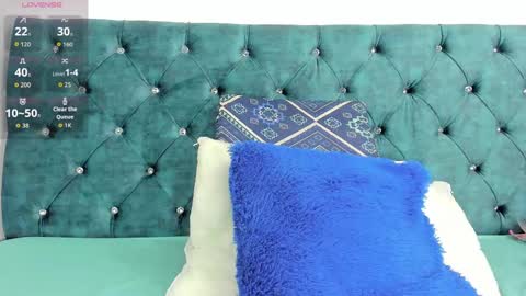 Snapshot of valery_adams13 chatting on 09-19-25, 12:06 valery_adams13 online show from 09-19-25, 12:06