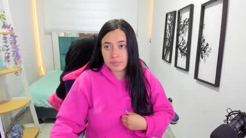 valery_bonnet1 online show from 12-17-25, 11:27