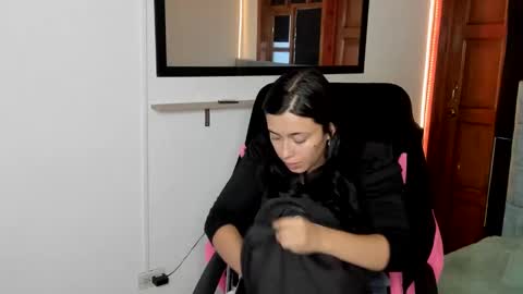 Snapshot of valery_bonneth chatting on 02-03-26, 12:21 valery_bonneth online show from 02-03-26, 12:21