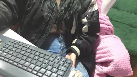 valery cute 18 online show from 12-19-25, 10:33