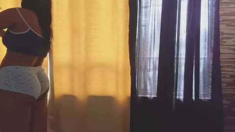 Snapshot of valery_lovex_ chatting on 12-14-25, 02:00 valery_lovex_ online show from 12-14-25, 02:00