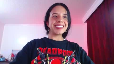 Snapshot of valery_meer_ chatting on 10-17-25, 11:51 Valeria online show from 10-17-25, 11:51