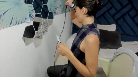 VALERY MORE online show from 10-03-25, 12:46