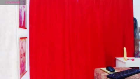 Snapshot of valery_smolls22 chatting on 10-24-25, 04:25 valery_smolls22 online show from 10-24-25, 04:25