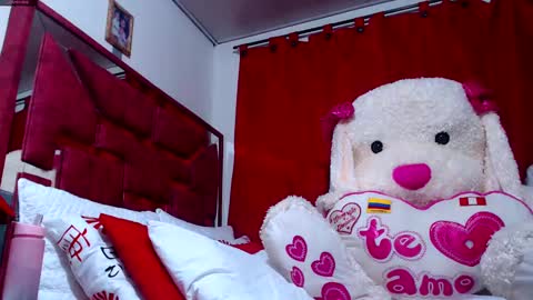 B V Naughty online show from 02-19-25, 08:10