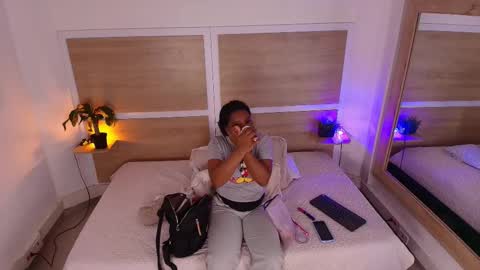 Snapshot of valerycortezm chatting on 01-14-26, 12:22 Valery online show from 01-14-26, 12:22