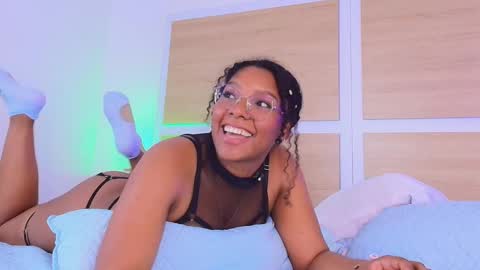 Snapshot of valerycortezm chatting on 02-10-26, 02:10 Valery online show from 02-10-26, 02:10