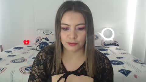 Snapshot of valerymiller90 chatting on 10-07-25, 07:22 Valery Miller online show from 10-07-25, 07:22
